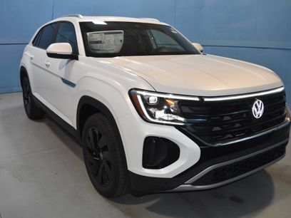 New 2026 Volkswagen Atlas Cross Sport SE