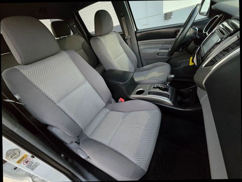 Used 2015 Toyota Tacoma 4x4 Double Cab image 19