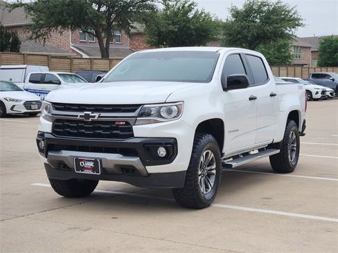 Used 2022 Chevrolet Colorado Z71 w/ Safety Package AWD/4WD image 10