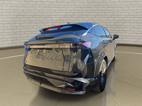 Used 2024 Nissan Ariya Evolve+ image 4