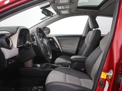 Used 2014 Toyota RAV4 Limited AWD/4WD image 23