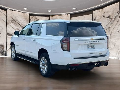 Used 2023 Chevrolet Suburban Premier AWD/4WD image 4