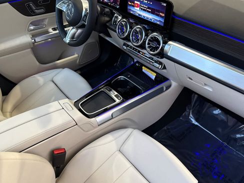New 2026 Mercedes-Benz GLB 250 image 15