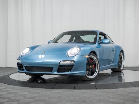 Used 2010 Porsche 911 Carrera 4S image 31