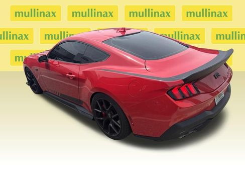 Used 2025 Ford Mustang GT Premium w/ GT Performance Package RWD image 3
