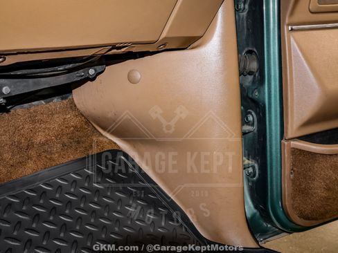 Used 1988 Ford Bronco AWD/4WD image 70