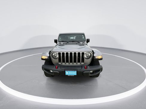 Used 2020 Jeep Gladiator Rubicon image 3