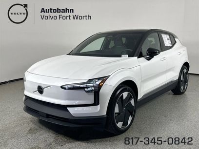 New 2025 Volvo EX30 Plus w/ Climate Package
