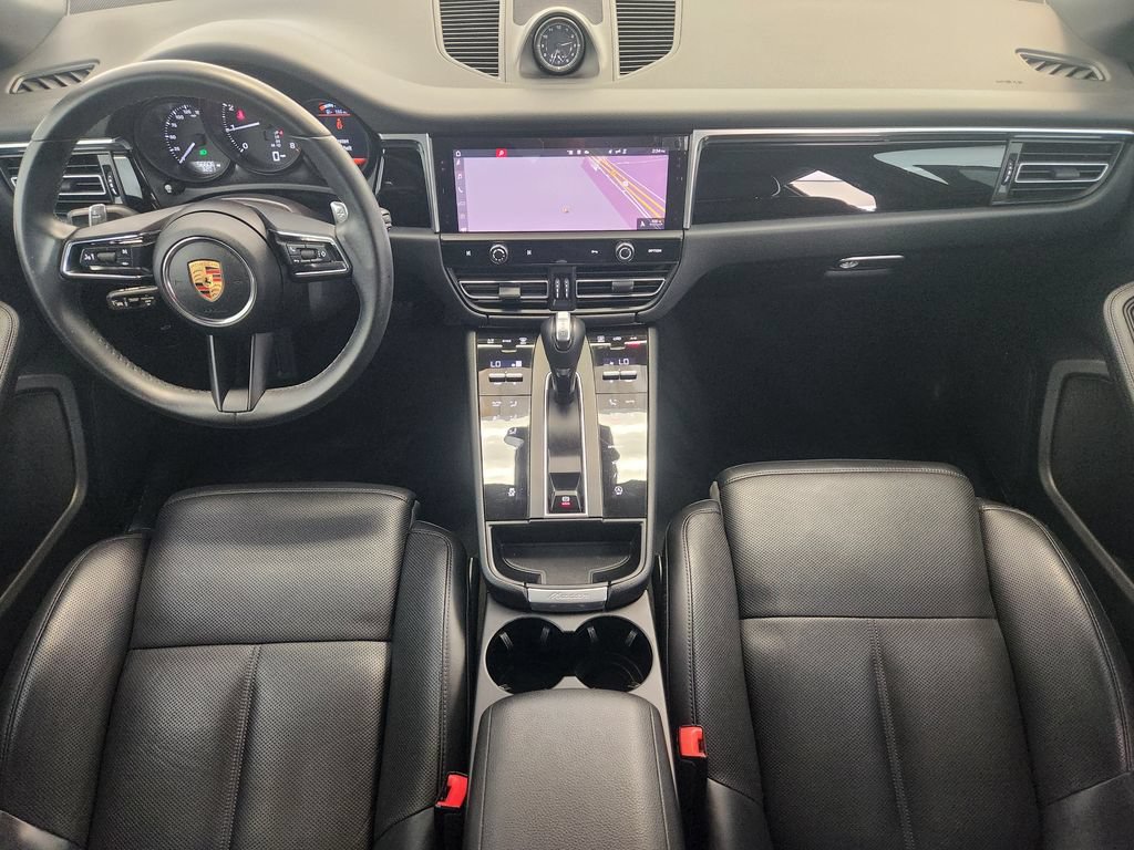 Used 2022 Porsche Macan AWD/4WD image 26