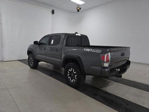 Used 2021 Toyota Tacoma TRD Off-Road w/ Technology Package image 5