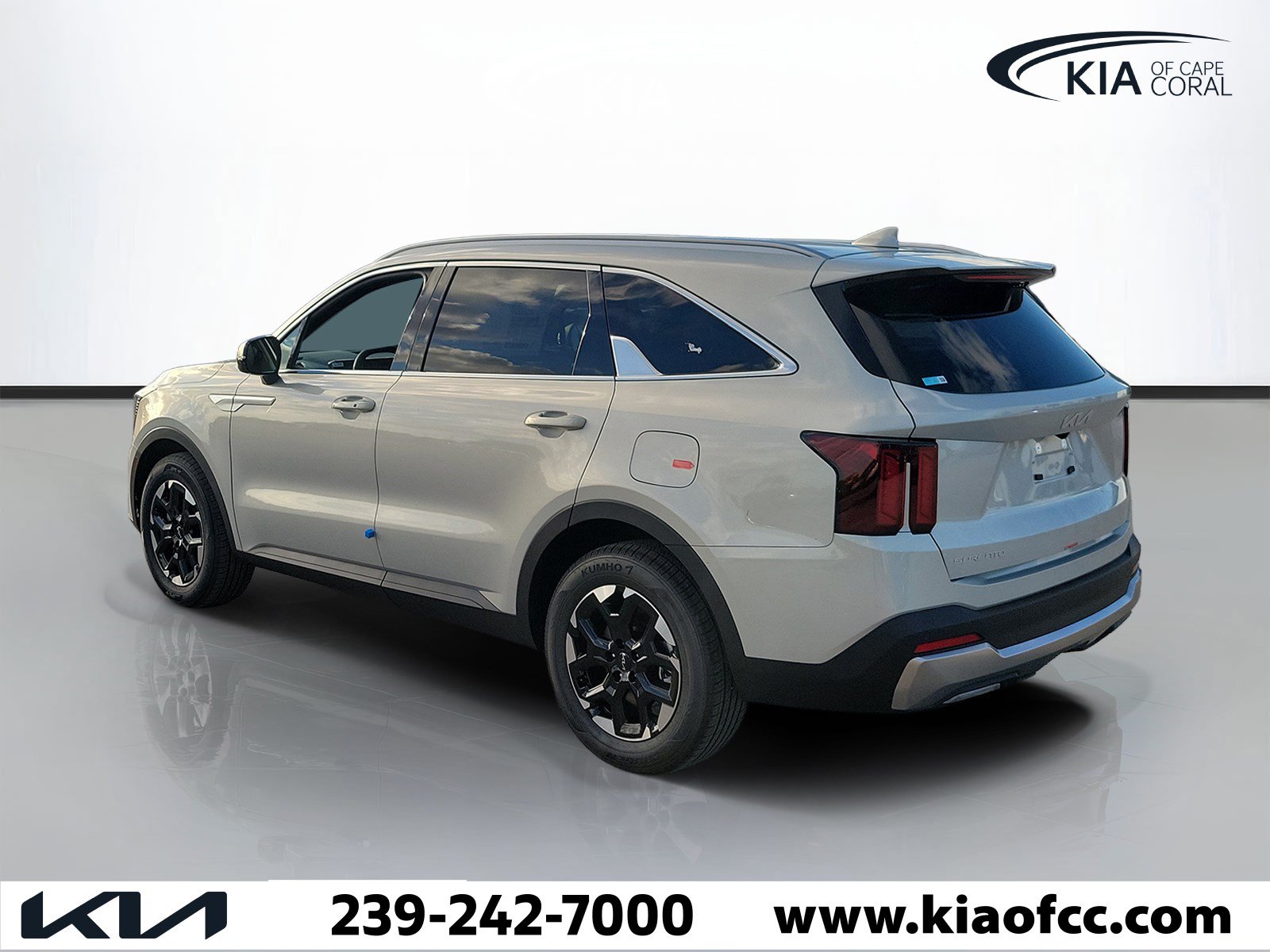 New 2026 Kia Sorento S FWD image 4