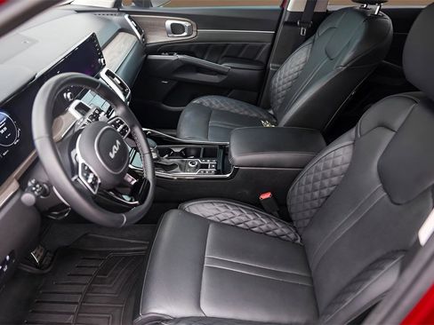 Used 2022 Kia Sorento SX Prestige image 9