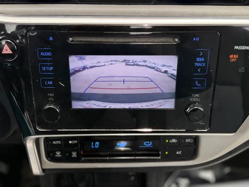 Used 2017 Toyota Corolla LE FWD image 22