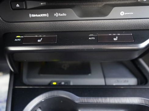 Used 2020 Lexus UX 200 F Sport image 13