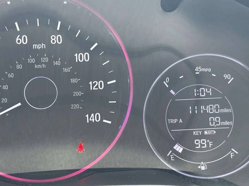 Used 2018 Honda HR-V EX image 29