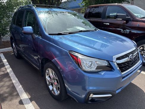 Used 2018 Subaru Forester 2.5i Touring w/ Popular Package #2 AWD/4WD image 4