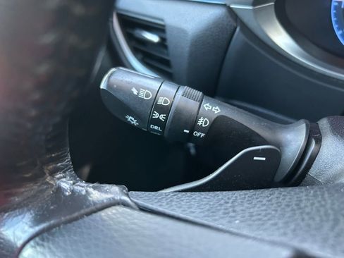 Used 2016 Toyota Corolla S image 20