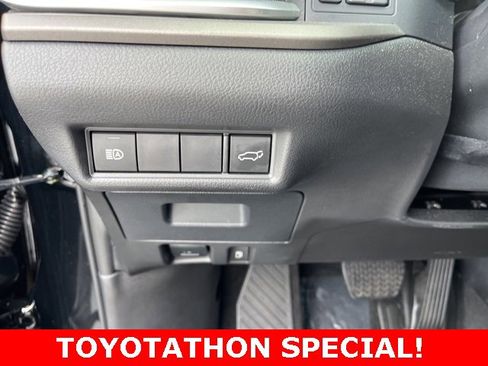 Used 2024 Toyota Grand Highlander XLE image 31