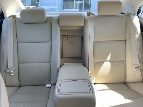 Used 2014 Lexus ES 350 w/ Premium Package FWD image 30