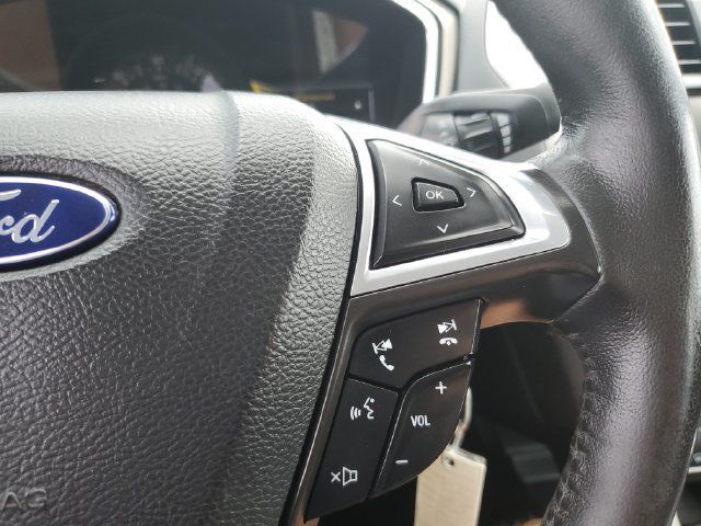 Used 2014 Ford Fusion SE w/ Equipment Group 502A FWD image 18