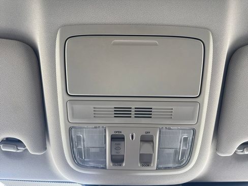 Used 2020 Honda Accord EX-L image 27