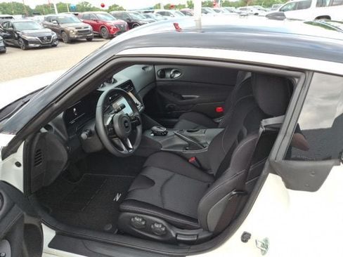 Used 2025 Nissan Z Sport w/ Floor Mat Package RWD image 12
