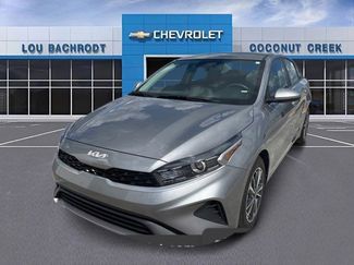 Used 2023 Kia Forte LXS image 1