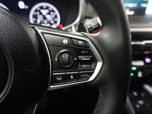 Used 2023 Acura MDX SH-AWD w/ Technology Package image 9