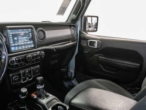 Used 2022 Jeep Wrangler Unlimited Sport image 12