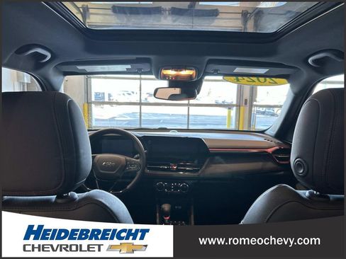 Used 2024 Chevrolet TrailBlazer RS w/ Convenience Package image 15