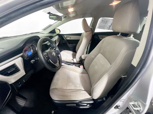Used 2015 Toyota Corolla LE image 14