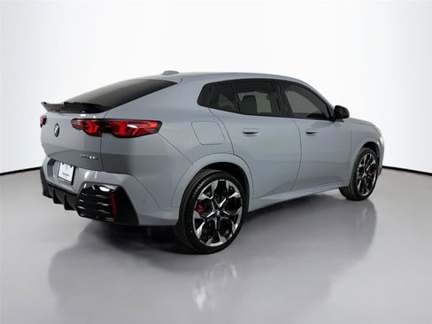 New 2026 BMW X2 xDrive28i w/ Technology Package AWD/4WD image 5