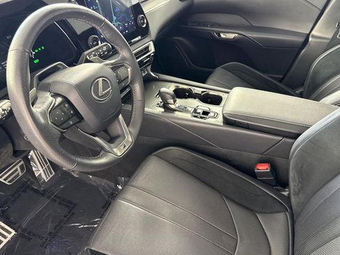 Used 2023 Lexus RX 500h F Sport w/ Accessory Package (Z1) AWD/4WD image 4
