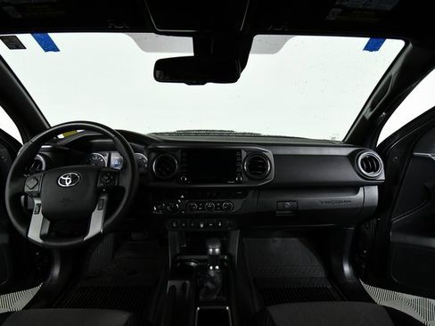 Used 2023 Toyota Tacoma TRD Sport image 18