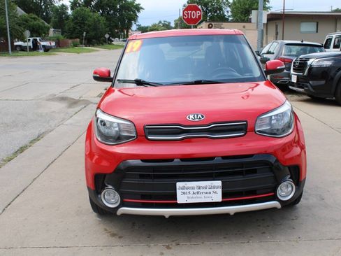 Used 2019 Kia Soul ! FWD image 3