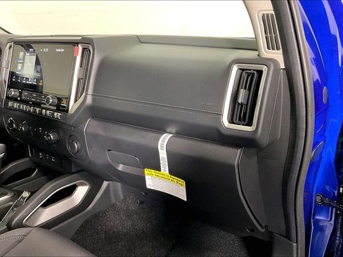 New 2026 Nissan Frontier SV w/ Tow Package AWD/4WD image 21