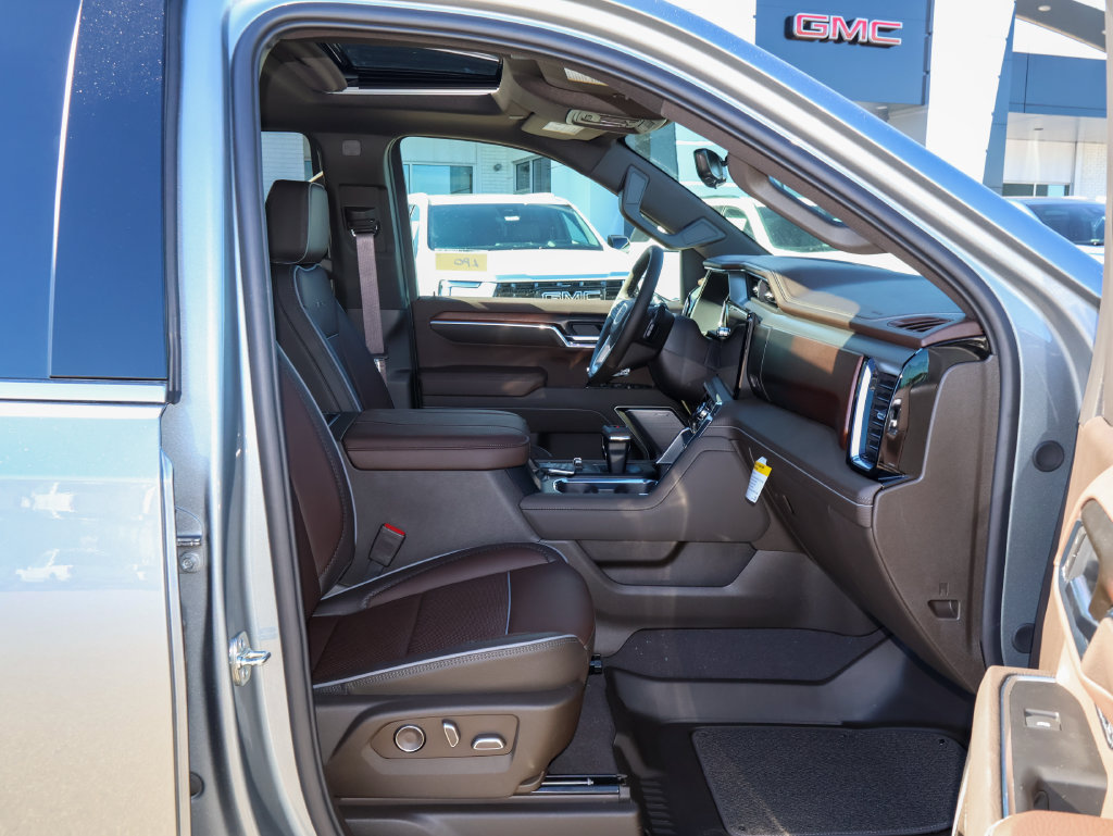 New 2026 GMC Sierra 1500 Denali w/ Denali Reserve Package AWD/4WD image 33