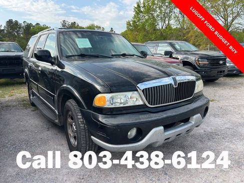 Used 2002 Lincoln Navigator 2WD image 1