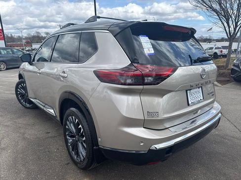 New 2026 Nissan Rogue Platinum w/ Platinum Premium Package image 6