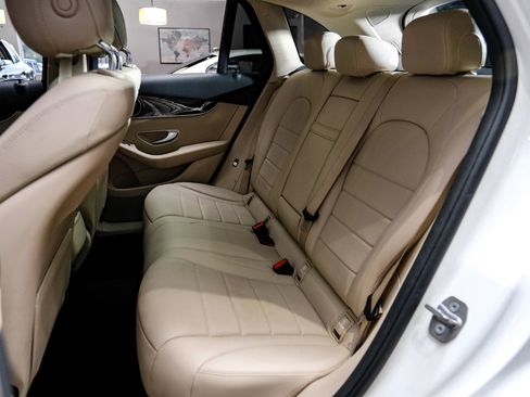 Used 2017 Mercedes-Benz GLC 300 image 42