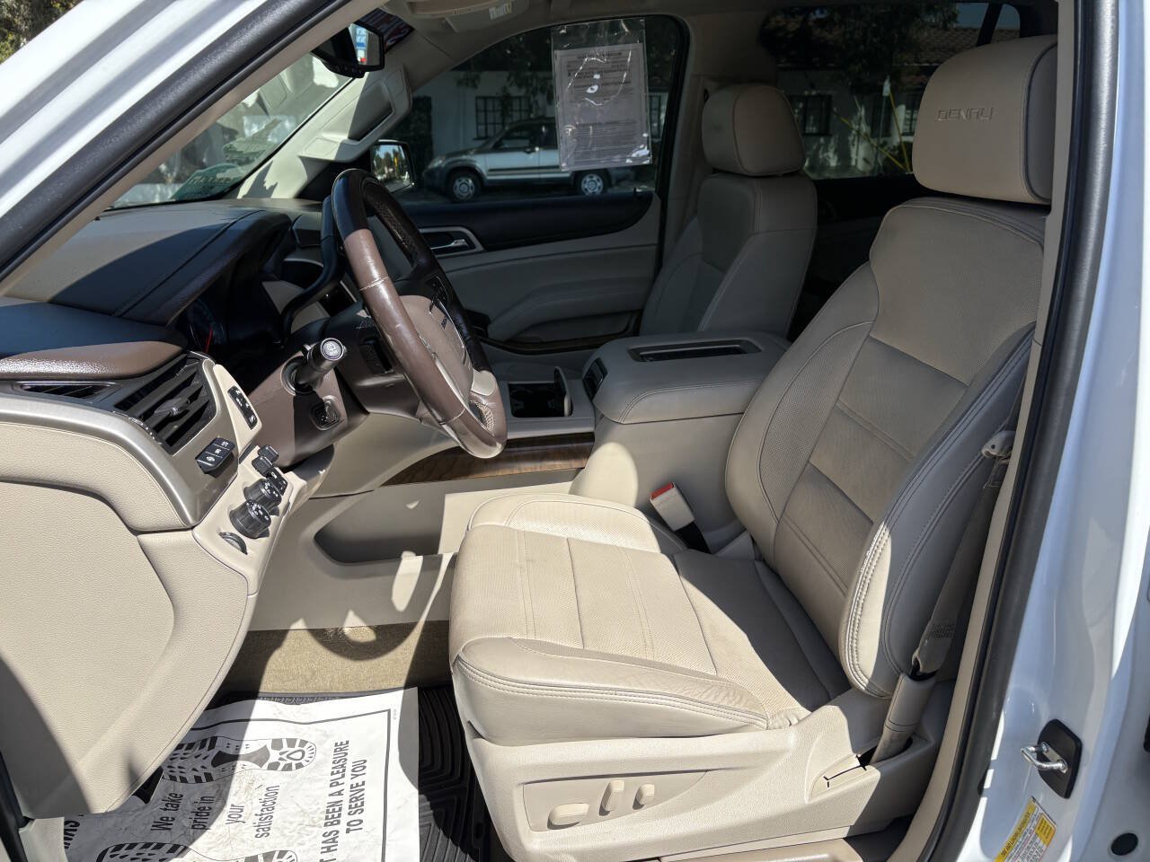 Used 2018 GMC Yukon Denali AWD/4WD image 15
