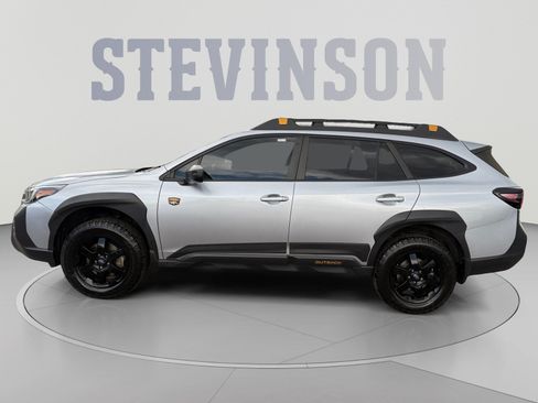Used 2022 Subaru Outback Wilderness AWD/4WD image 2