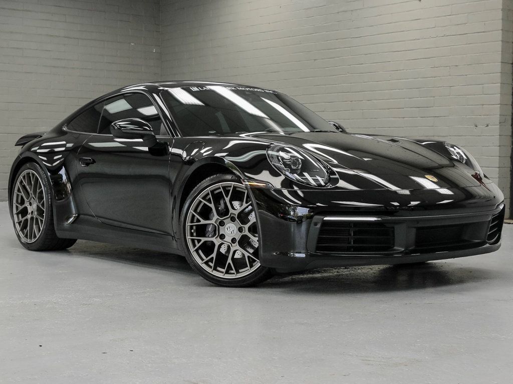 Used 2022 Porsche 911 Carrera 4 AWD/4WD image 1