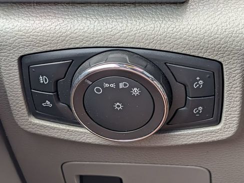Used 2018 Ford F150 XLT AWD/4WD image 24