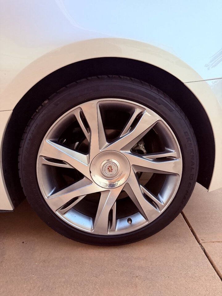 Used 2014 Cadillac ELR w/ Luxury Package FWD image 33