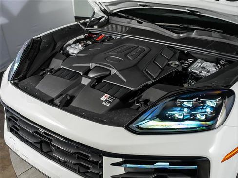 New 2026 Porsche Cayenne Coupe image 16