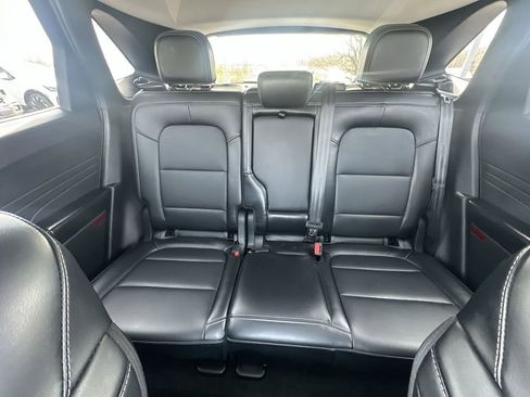 Used 2025 Ford Escape Platinum AWD/4WD image 27