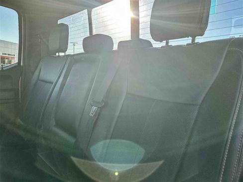 Used 2022 Ford F250 Lariat w/ Chrome Package image 19