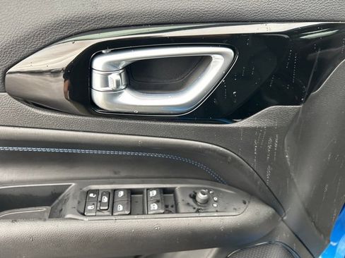 New 2026 Jeep Compass Limited image 10