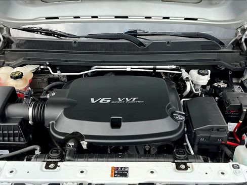 Used 2021 Chevrolet Colorado W/T w/ WT Convenience Package image 29